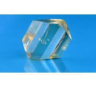 [ Castech ]<Br>KTP - Potassium Titanyl Phosphate<br>Nonlinear Crystal